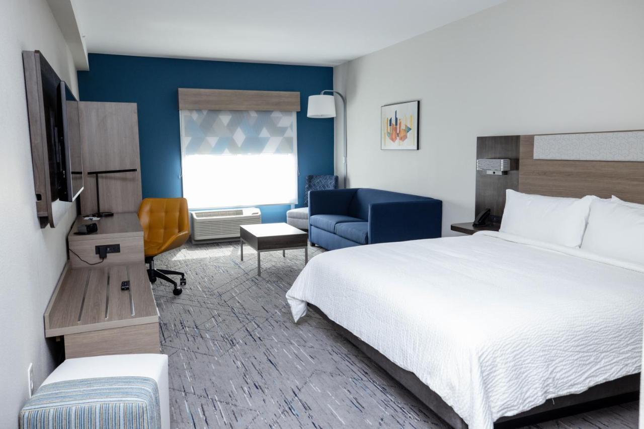 Holiday Inn Express & Suites Tampa Stadium - Airport Area By Ihg 외부 사진