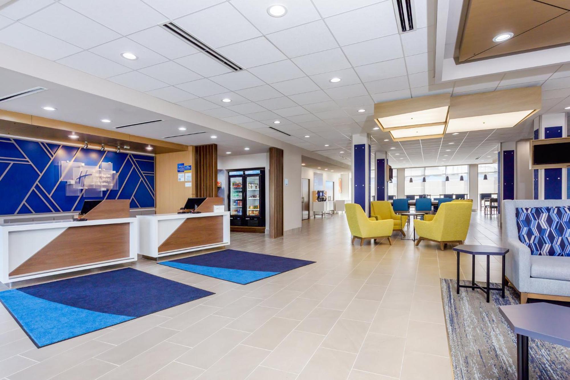 Holiday Inn Express & Suites Tampa Stadium - Airport Area By Ihg 외부 사진