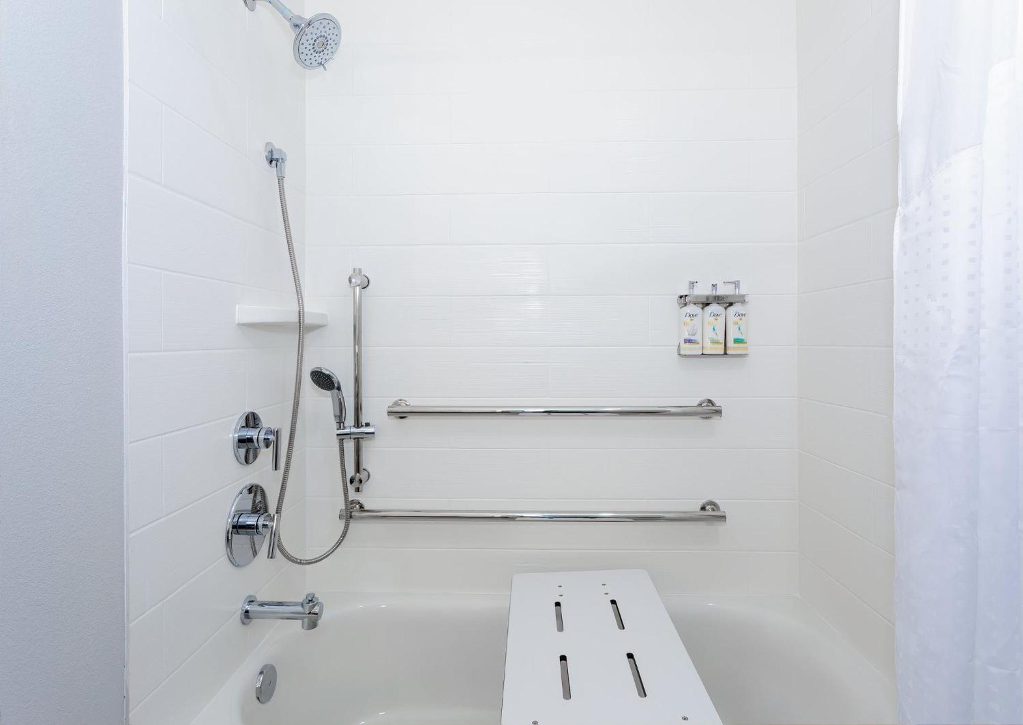 Holiday Inn Express & Suites Tampa Stadium - Airport Area By Ihg 외부 사진