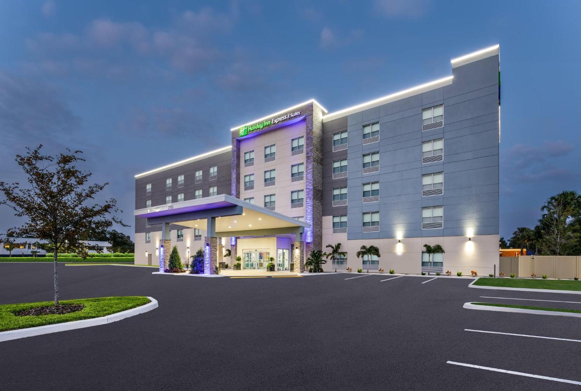 Holiday Inn Express & Suites Tampa Stadium - Airport Area By Ihg 외부 사진