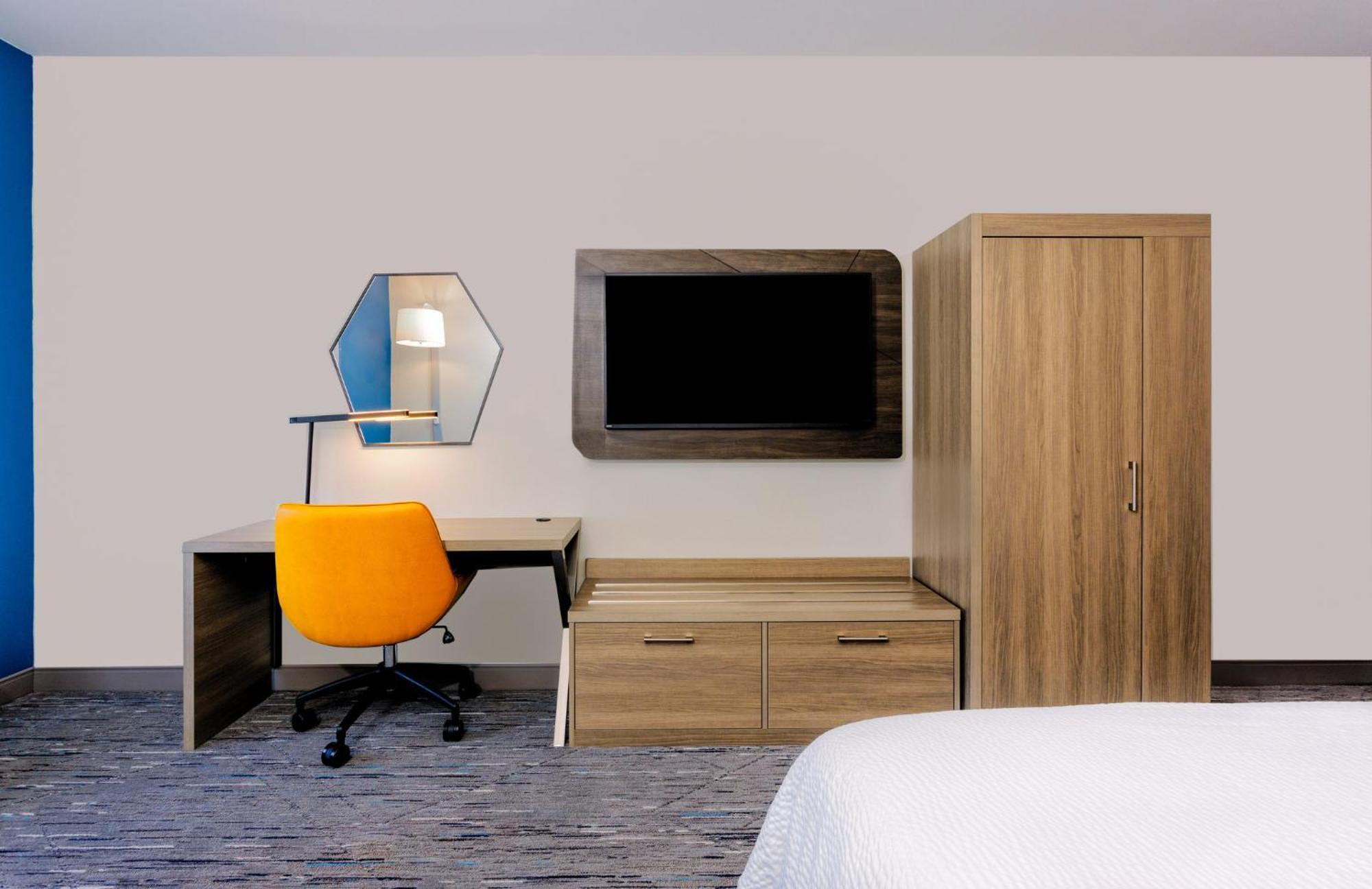 Holiday Inn Express & Suites Tampa Stadium - Airport Area By Ihg 외부 사진